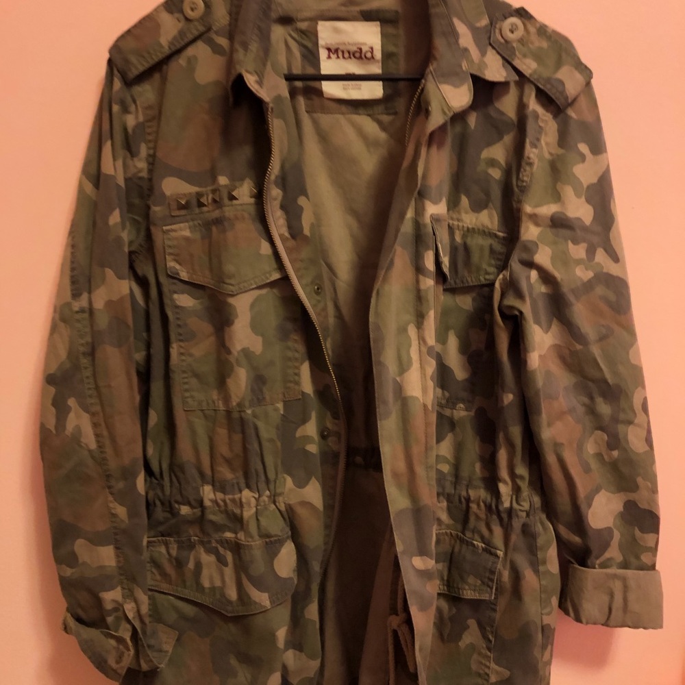 Camo jacket. With studs on top 4 pockets